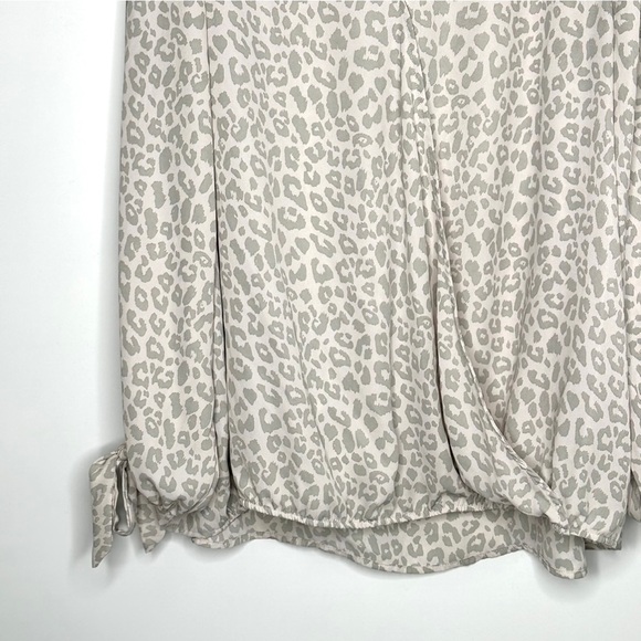 Krazy Kat Leopard Wrap Blouse‎ Size 2X​ - Picture 6 of 10